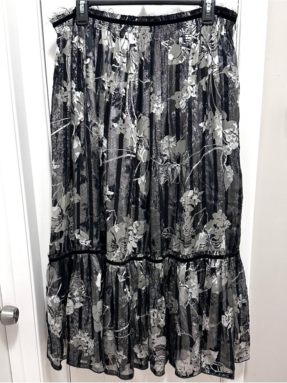 Charles Nolan Silk Metallic Floral Full Peasant Midi Skirt 14 black silver NWT